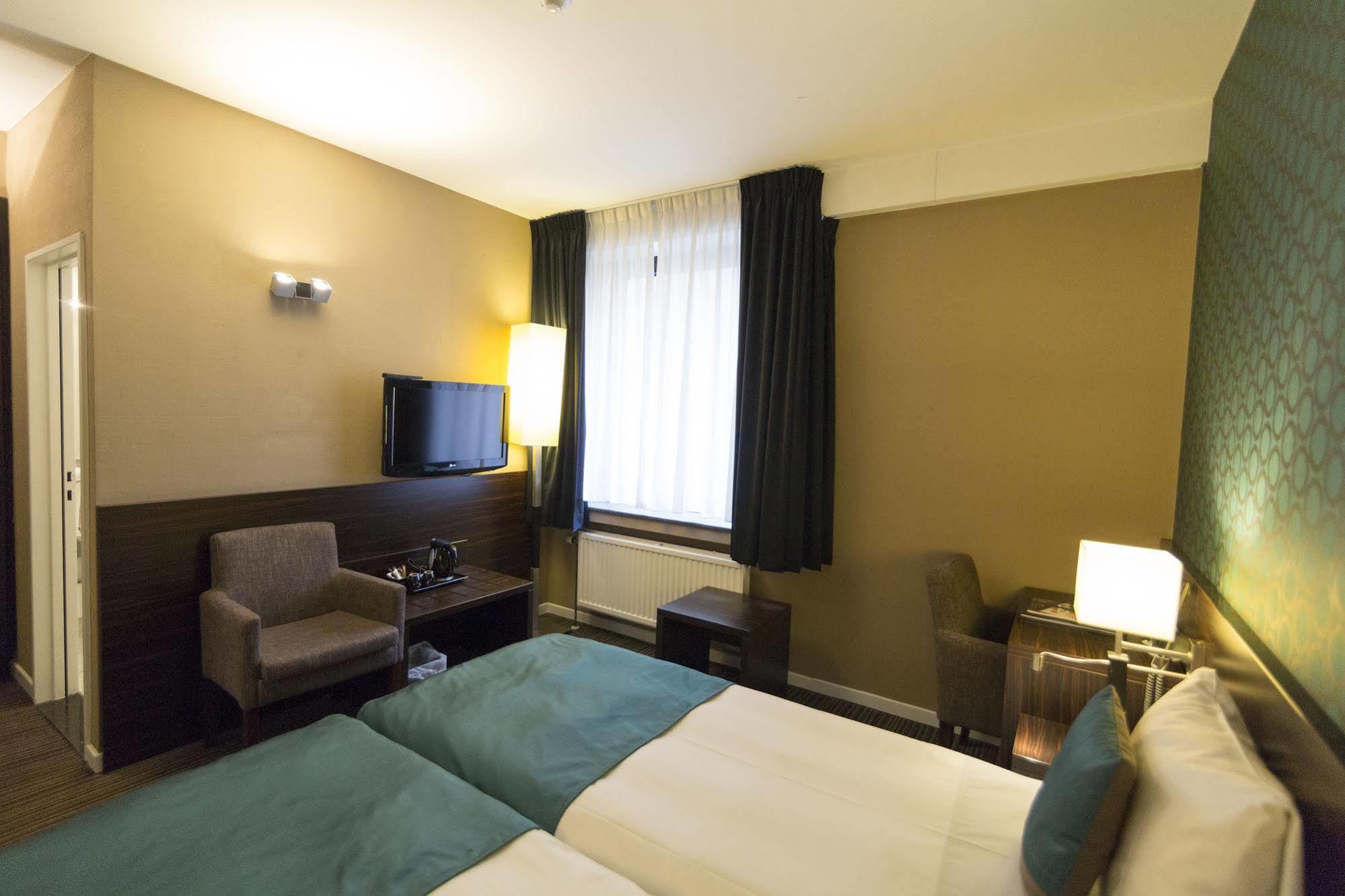 Hotel Docklands Antwerpen Kültér fotó